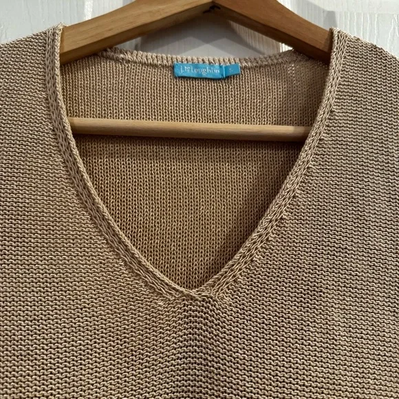 J.McLaughlin Camel Callum V-Neck Sweater Classic Quiet Luxury Size Small - Picture 3 of 10